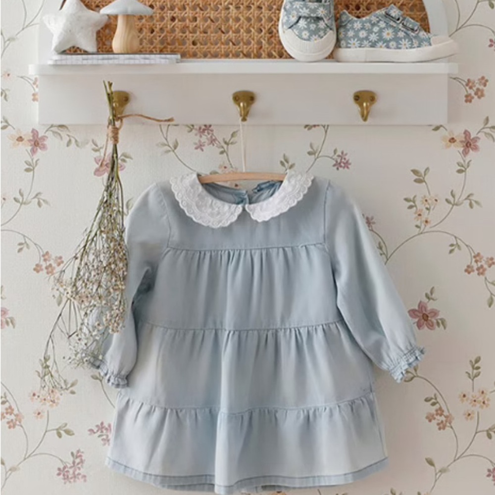 Toddler girls 3T - 4T mystery box
